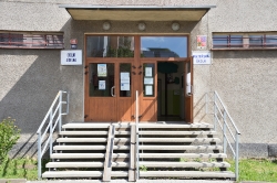 VLASTNÍ ŠKOLNÍ JÍDELNA