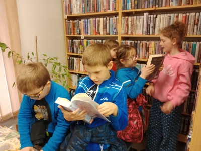 Akce ŠD - BŘEZEN - měsíc knihy a čtenářů v ŠD a návštěva knihovny